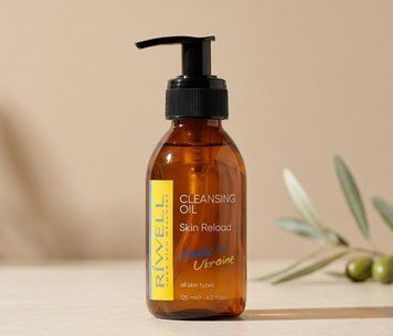 Гідрофільна олія з комплексом із 5 олій та вітаміном Е Riwell Cleansing Oil UA004-125 фото